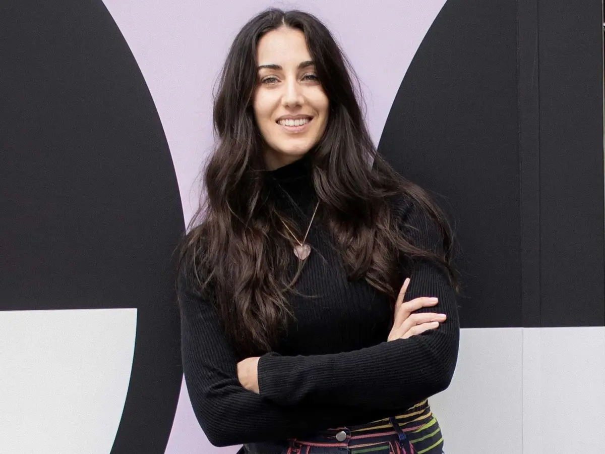 Gabriela Hersham, Huckletree
